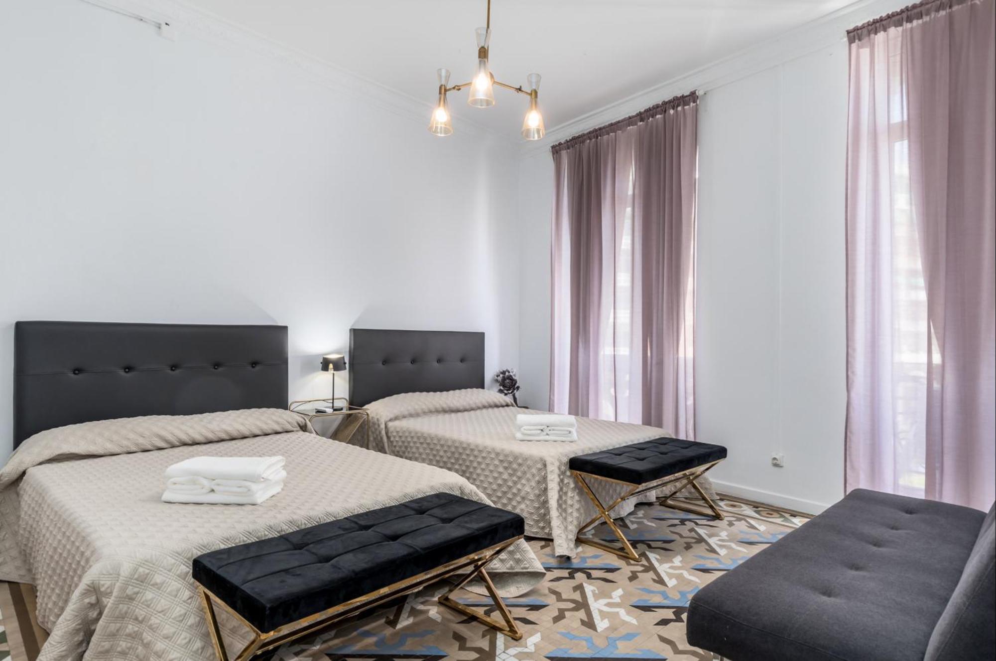 New Calabuig Apartaments Valencia Eksteriør bilde